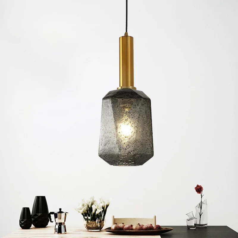 Gefacetteerde hanglamp aan het bed, rookgrijs glas, 1-lichts industriële hangende plafondlamp messing Clearhalo