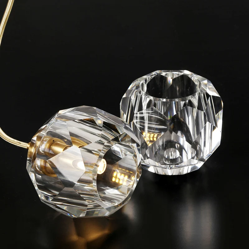 Gefacetteerde kristallen bol hanglamp Minimalisme Gouden afwerking Ophanghanglamp voor restaurant Clearhalo
