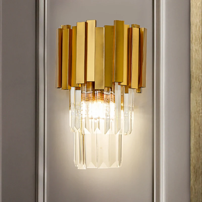 Gelaagde wandlamp schans moderne stijl metaal 1-lichts gouden schanslamp met helder kristallen prisma Clearhalo