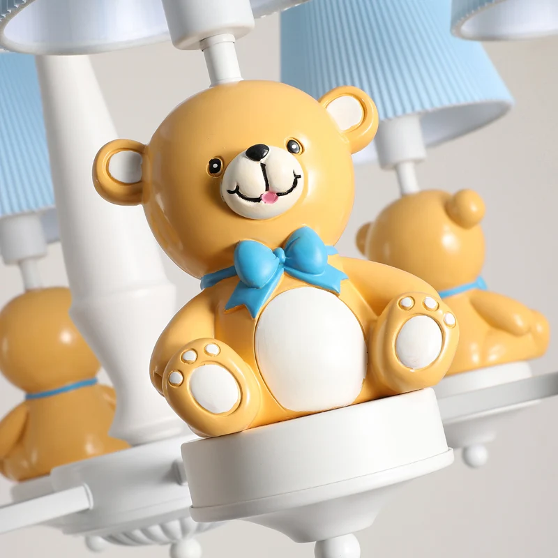 Gele beer speelgoedkroonluchter cartoon hars hanglamp met taps toelopende stoffen kap Clearhalo