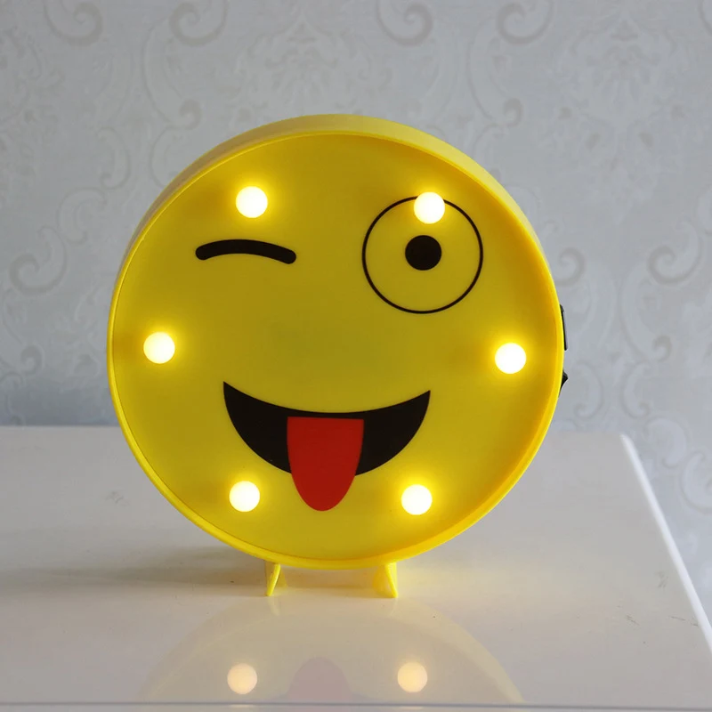 Gele Emoji-vormige batterijtafelverlichting Art Decor Plastic LED-nachtkastjelamp voor slaapkamer Clearhalo
