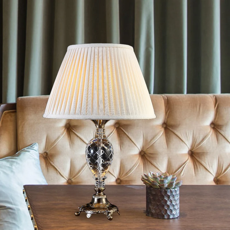 Geplooide lampenkap Kristallen tafellamp Platteland Slaapkamernachtlamp met enkele lamp beige Clearhalo