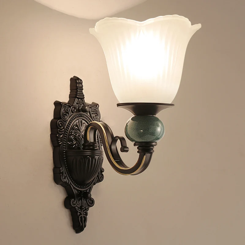 Geribbelde glazen bloemenwandverlichting Retro-stijl woonkamer wandlamp zwart Clearhalo