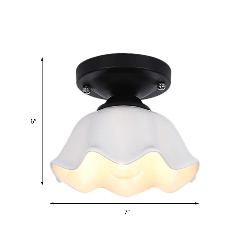 Geschulpte woonkamer semi-flush industrieel melkachtig glas één licht zwart verlichtingsarmatuur Clearhalo