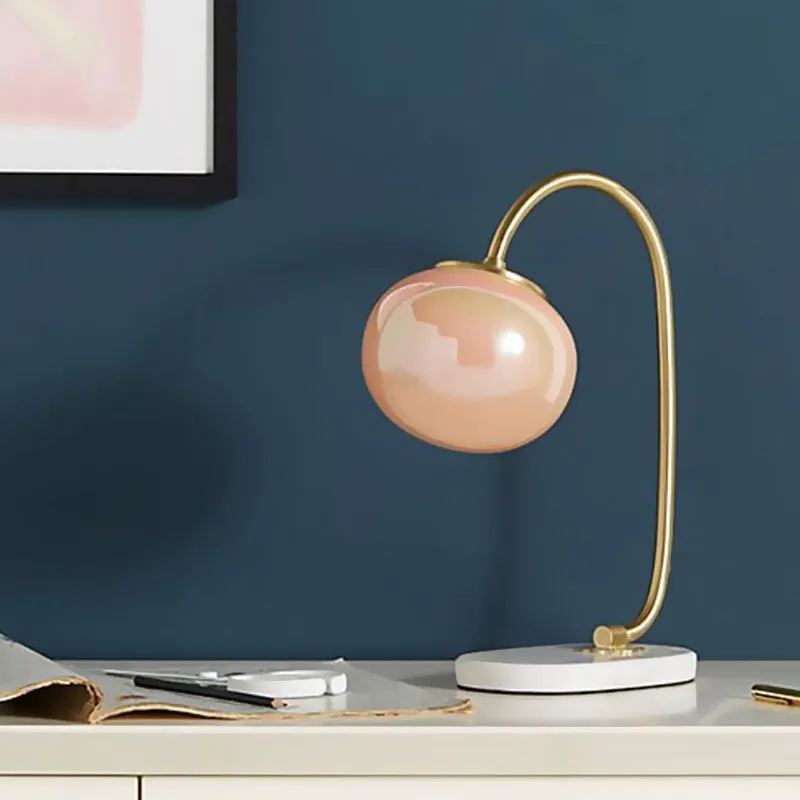 Global Study Room Leesboek Lichtroze glazen LED postmoderne tafellamp met marmeren voet Clearhalo