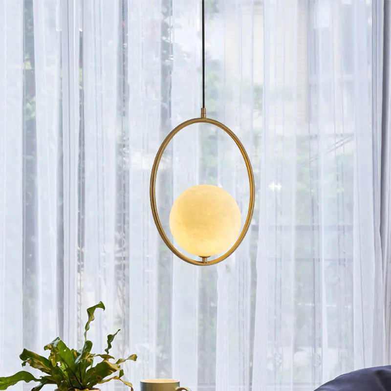 Globe hanglamp eigentijds mat wit glas 1 kop gouden plafondlamp met metalen ring Clearhalo