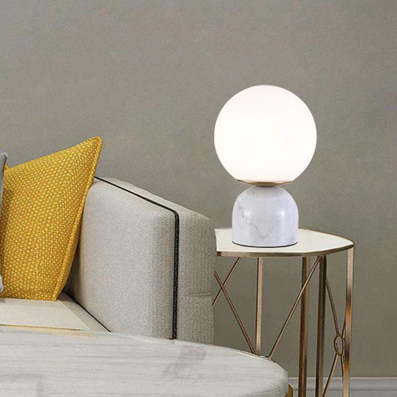 Globe nachtkastje van wit glas Nordic tafellamp met 1 kop en koepelvormige marmeren voet Clearhalo