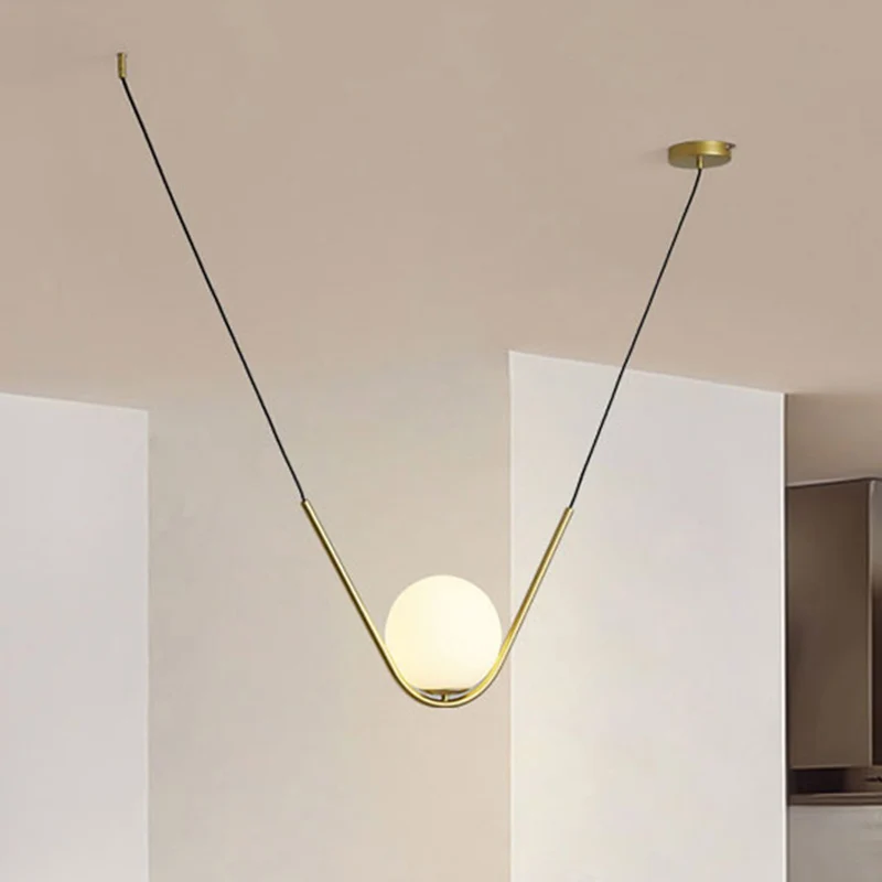 Gold Ball Hanglamp Post Modern Led Wit Glazen Hanglamp met V-vorm Staaf voor Eetkamer Clearhalo