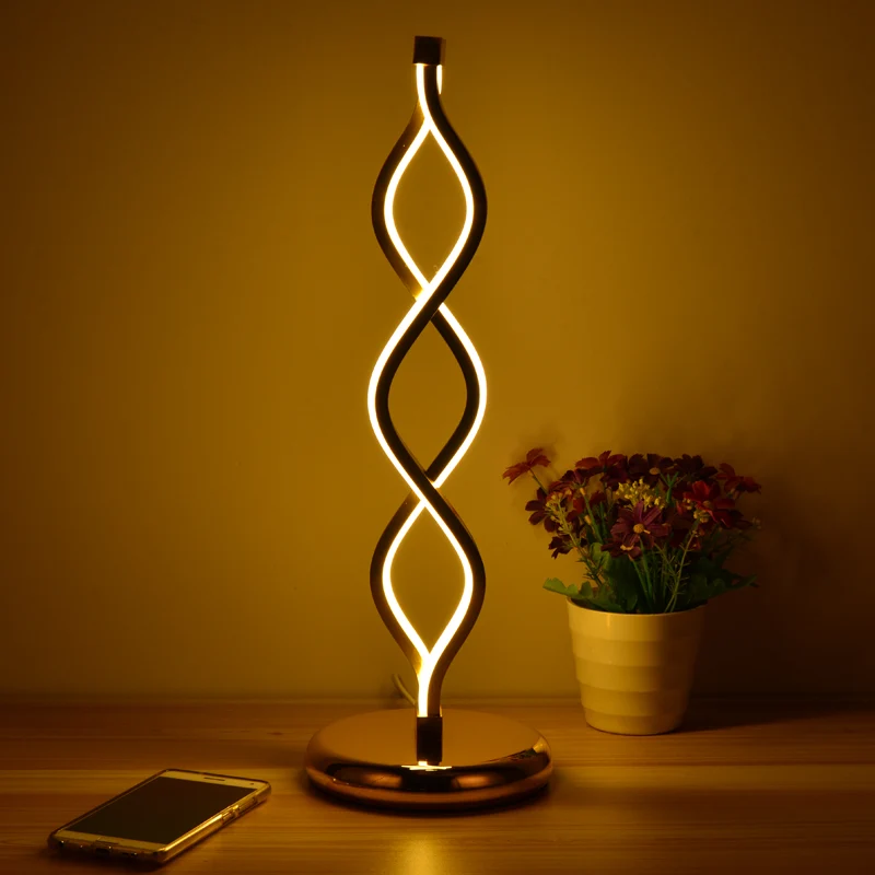 Goudkleurige golvende tafellamp Art Deco LED aluminium nachtkastje met stekkersnoer Clearhalo