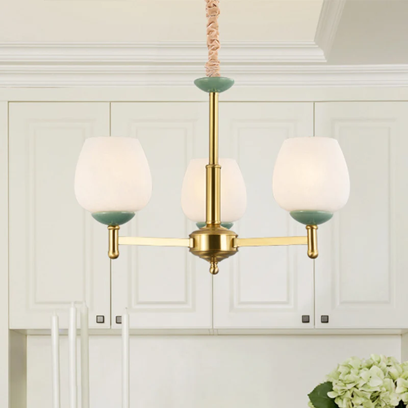 Goudkleurige hanglamp met 3 koppen, traditionele witte glazen tulpkroonluchter-hanglamp Clearhalo