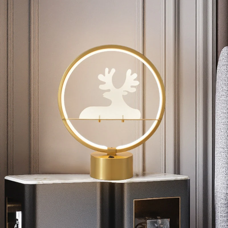 Goudkleurige ronde tafellamp Eigentijds LED-metallic nachtkastjelicht met elanddetail aan de binnenkant Clearhalo