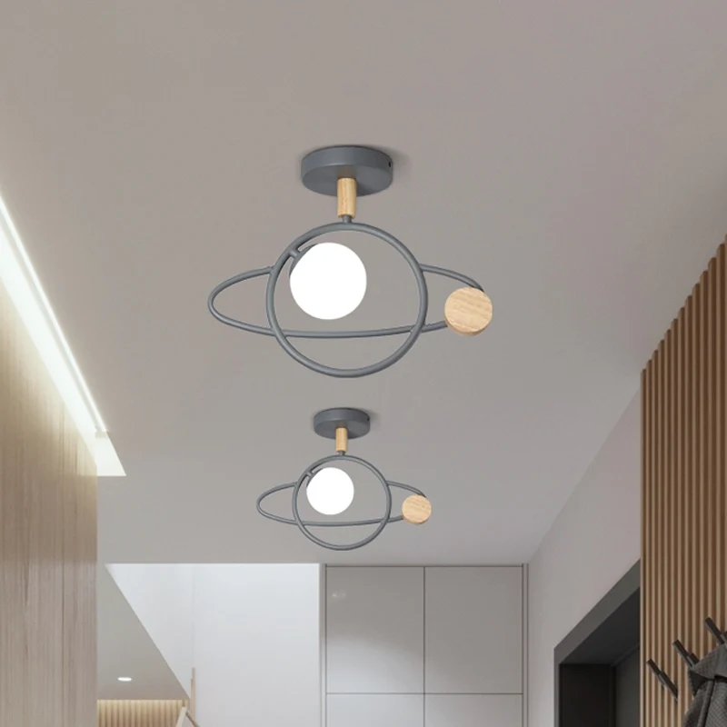 Grijze Planet Orbit semi-inbouw eigentijds 1-kops metalen plafondgemonteerd armatuur Clearhalo