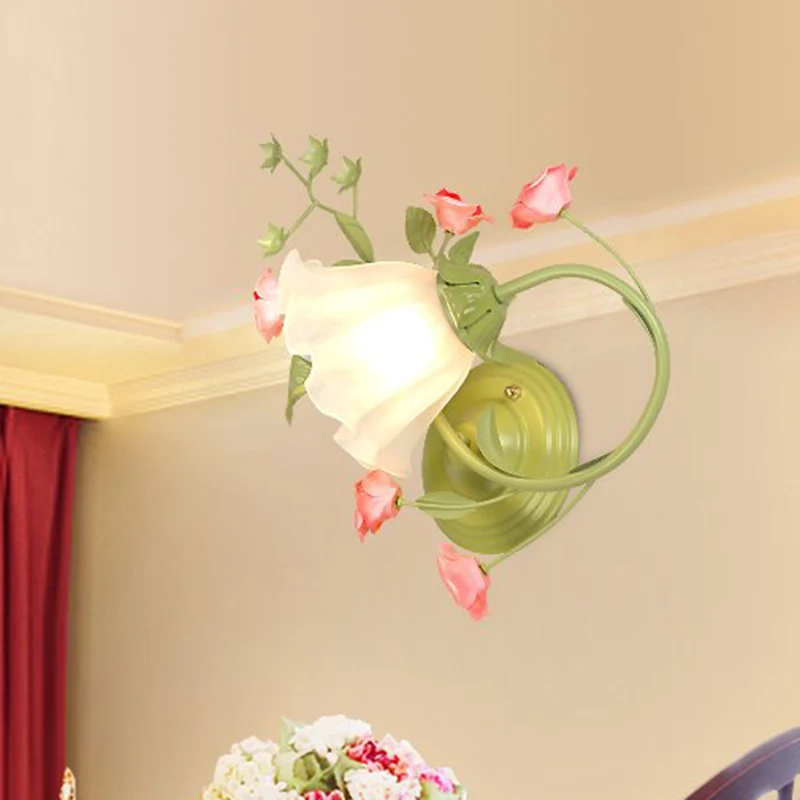 Groene geschulpte wandlamp traditioneel wit glas 1 kop woonkamer wandkandelaar verlichting Clearhalo