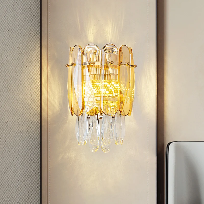 Halve cilinder wandlamp postmodern gefacetteerd kristal 2 koppen gouden schanslamp voor slaapkamer Clearhalo