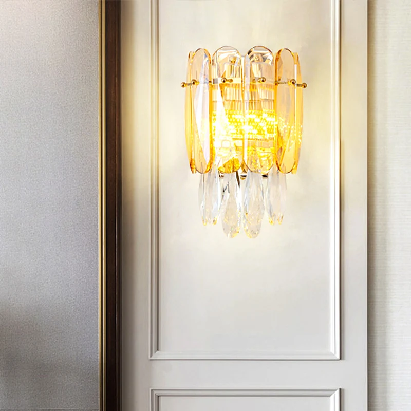 Halve cilinder wandlamp postmodern gefacetteerd kristal 2 koppen gouden schanslamp voor slaapkamer Clearhalo