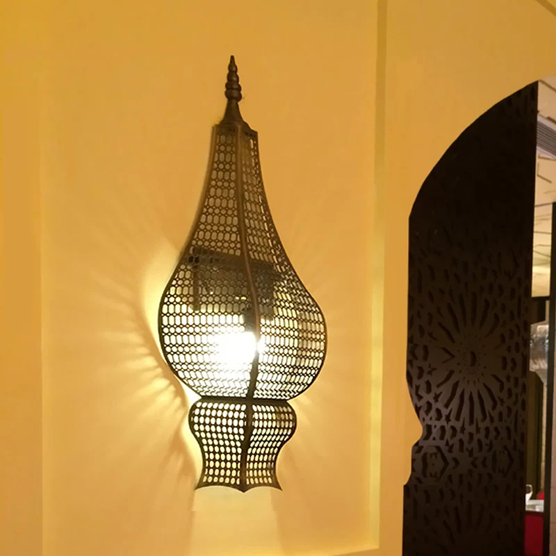 Halve vaas gang wandverlichting vintage metalen gaas 1-kops messing afwerking Arabische schans Clearhalo