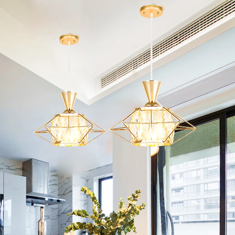 Hangende hanglamp met draadkooi Modern metaal 1-lichts eetkamer plafondlamp zwart/goud met trommelkristallen kap Clearhalo