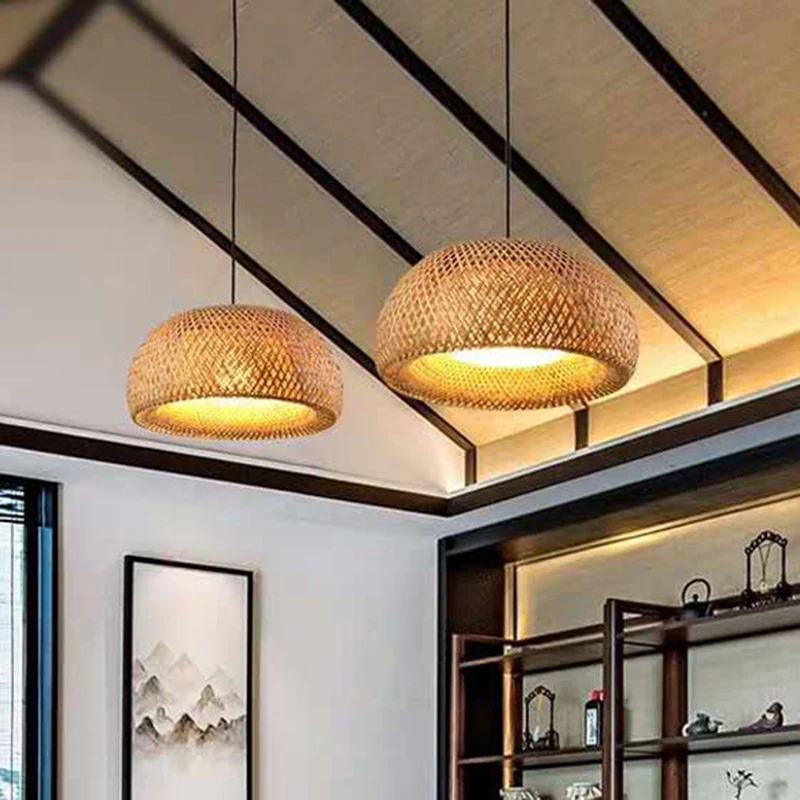 Hanglamp van Aziatisch hout met 1 lamp en ronde bamboe kap Clearhalo