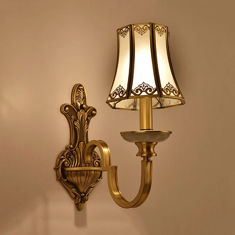 1/2 Heads Wandverlichtingsarmatuur Koloniale stijl Uitlopende, doorschijnende glazen wandlamp messing Clearhalo