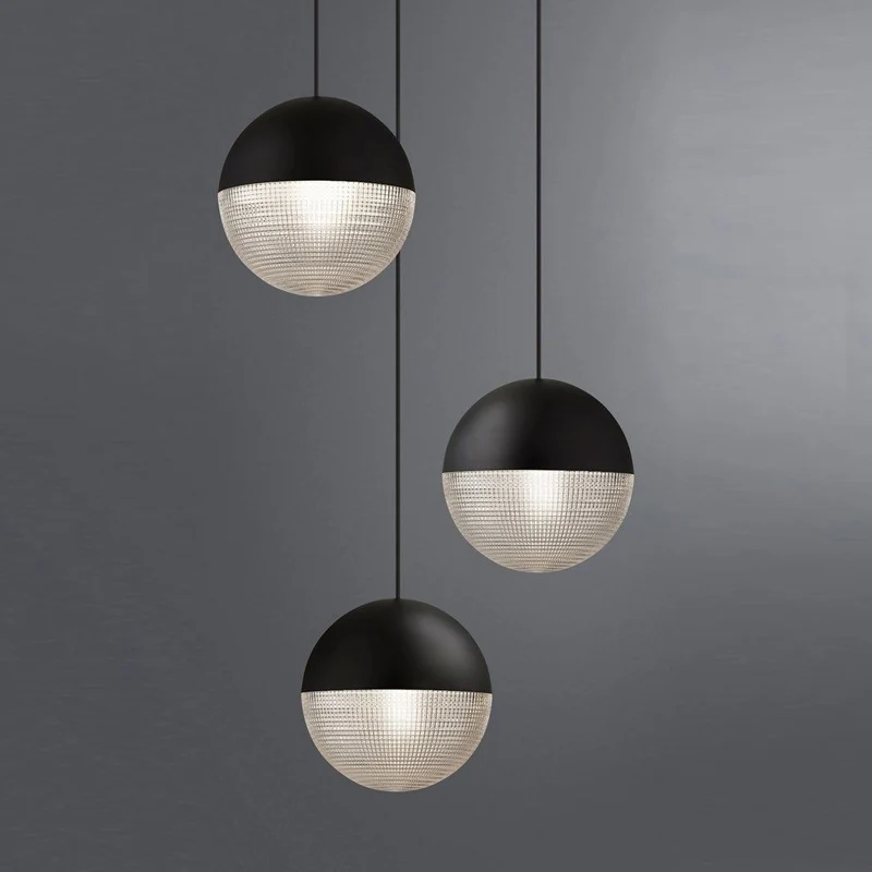 Heldere prismatische glazen bol hanglamp eigentijds 1-lamps hangende plafondlamp zwart/goud voor slaapkamer Clearhalo