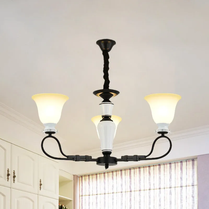 3/6 hoofden hangende kroonluchter retro slaapkamer hanglamp met uitlopende matglazen kap zwart Clearhalo
