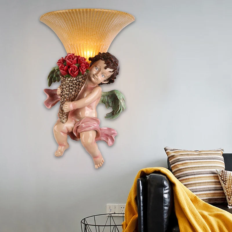 1 hoofdkandelaar, traditionele jongen met rozenhars, wandgemonteerde verlichting met taps toelopende, gecanneleerde glazen...