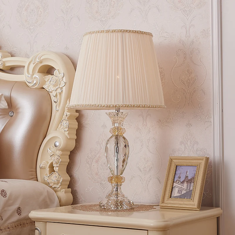 1 hoofdpotvormige taakverlichting Eigentijdse gefacetteerde kristallen leeslamp beige Clearhalo