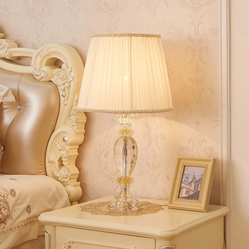 1 hoofdpotvormige taakverlichting Eigentijdse gefacetteerde kristallen leeslamp beige Clearhalo
