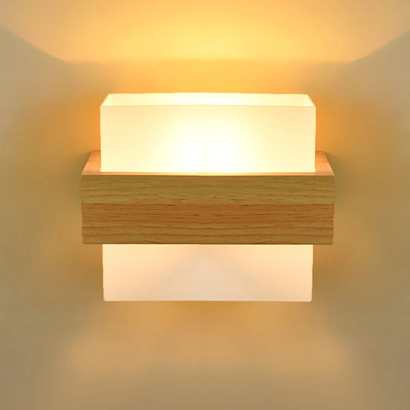 Houten rechthoekige wandlamp modernistisch 1-kops beige schanslamp met witte glazen kap Clearhalo