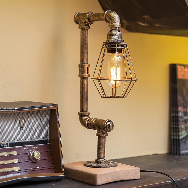 Industriële tafellamp met buizen, 1 kop metalen tafelverlichting met houten voet en draadbeschermer brons voor de woonkame...