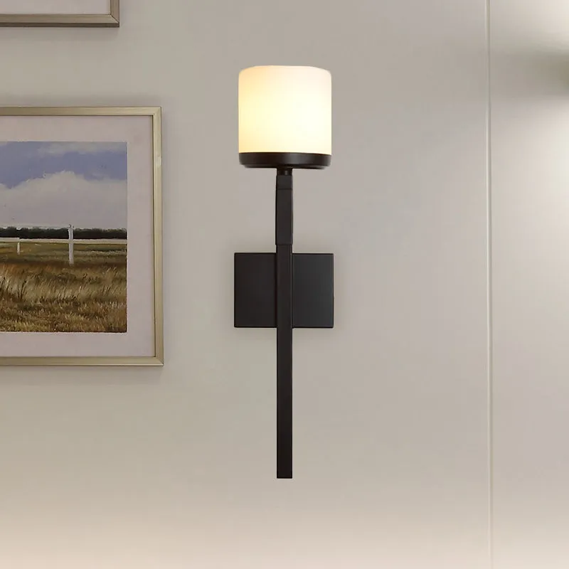 Ivoorkleurige glazen beker wandkandelaar, vintage enkele eetkamer wandgemonteerd armatuur met zwarte lange arm Clearhalo