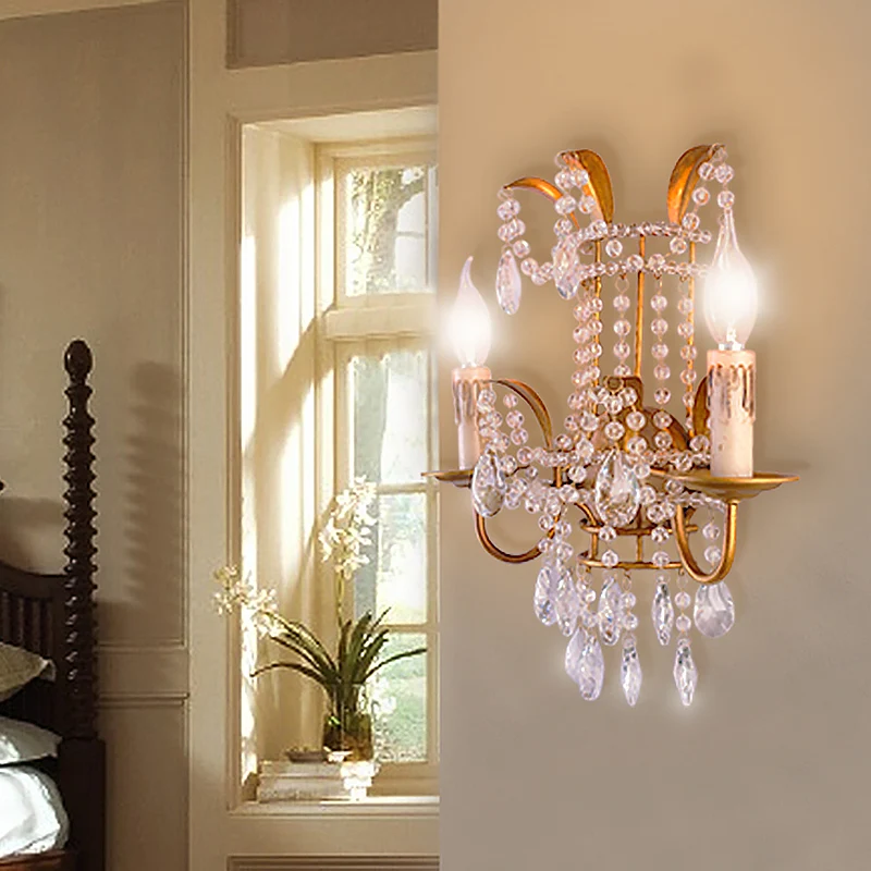 Kaarsengang wandverlichting vintage metallic 2-kops gouden wandlamp met kristallen accenten Clearhalo
