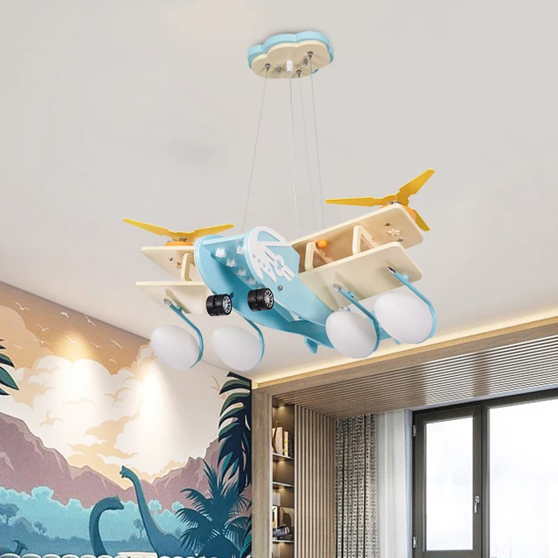 Kinderbombervliegtuig houten druppellamp 4-kops kroonluchter hanglamp lichtblauw met bomwitte glazen kap Clearhalo