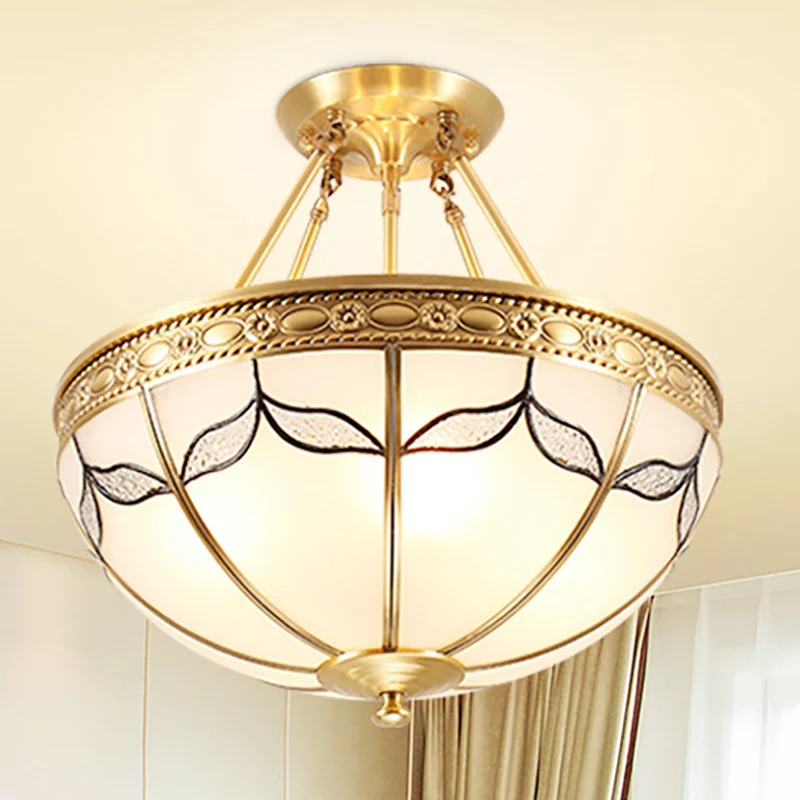 Koepelvormige opaalglas semi-gemonteerde verlichting Vintage 4-lichts slaapkamer semi-inbouw messing, 12,5"/16" breed Clea...