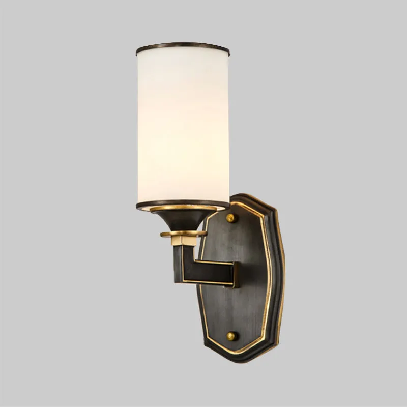 Kolom wandkandelaar van melkachtig glas Platteland 1/2-lichts gangwandverlichtingsarmatuur met haakse arm zwart en goud Cl...