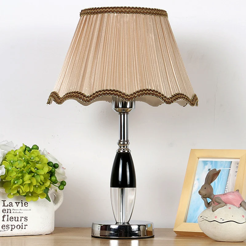 K9 Kristallen Geschulpte Nachtkastje Verlichting Eigentijdse 1-Lamp Beige Nachttafellamp Clearhalo