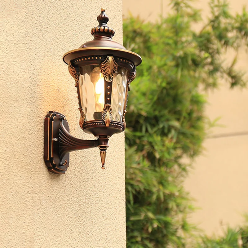 1 lamp schanslamp platteland buiten wandgemonteerde lamp met waterglazen kap koffie Clearhalo