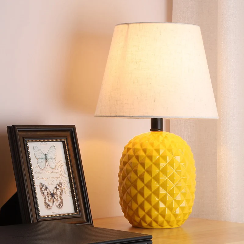 1 Lamp Woonkamer Tafellamp Modern Geel Kleine Bureaulamp met Flare Stoffen Kap Clearhalo