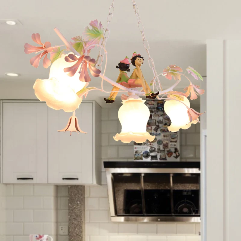 3 lampen bloemkroonluchter licht pastoraal wit metalen hanglamp met poppendecoratie Clearhalo