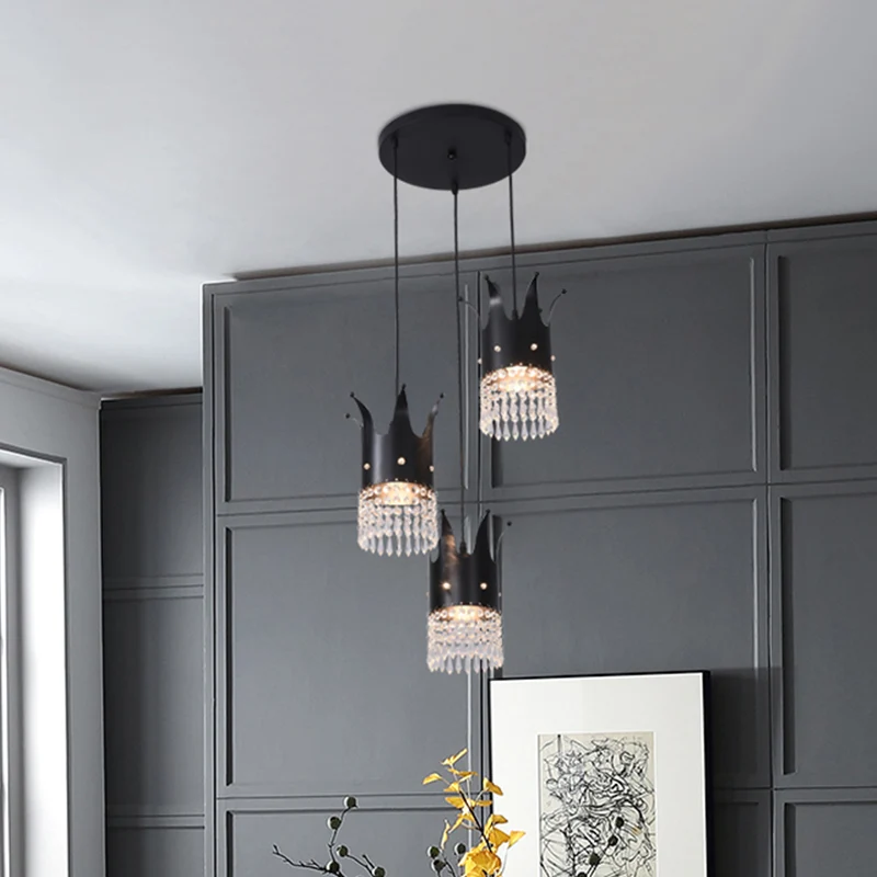 3 lampen Crown Island Lighting Modern Zwart Lineair/Ronde luifel Metalen multi-hanglampset met kristallen druppels Clearhalo