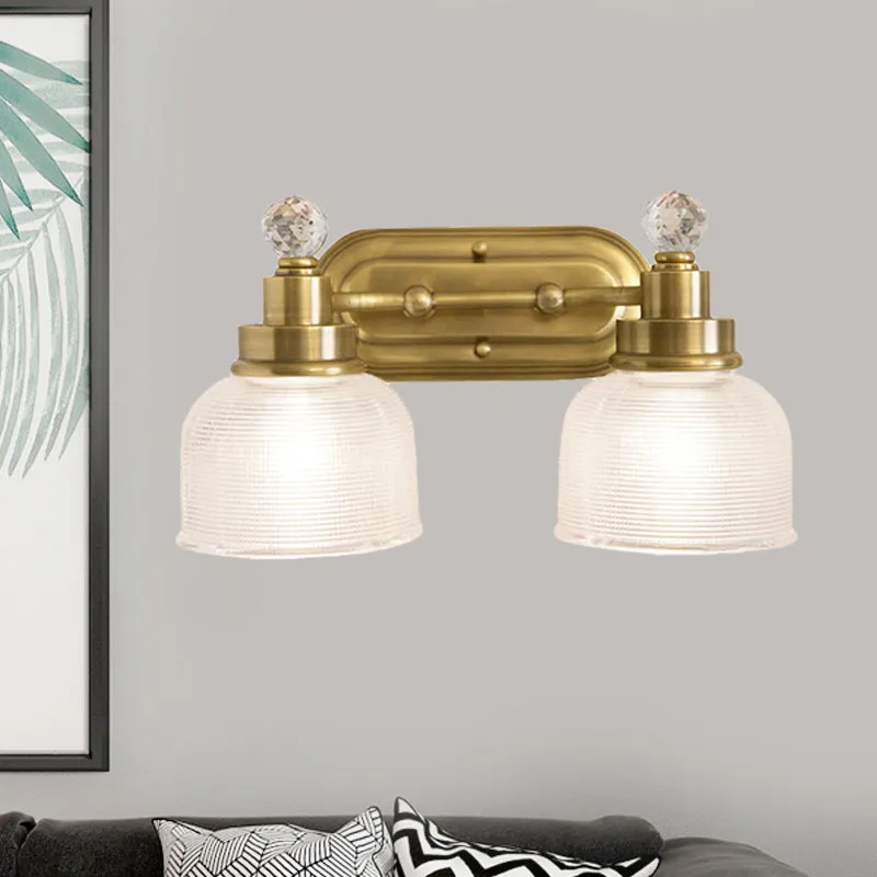 2 lampen Helder prismatisch glazen ijdelheidslicht Traditionele gouden koepelvormige slaapkamer metalen wandkandelaar met...