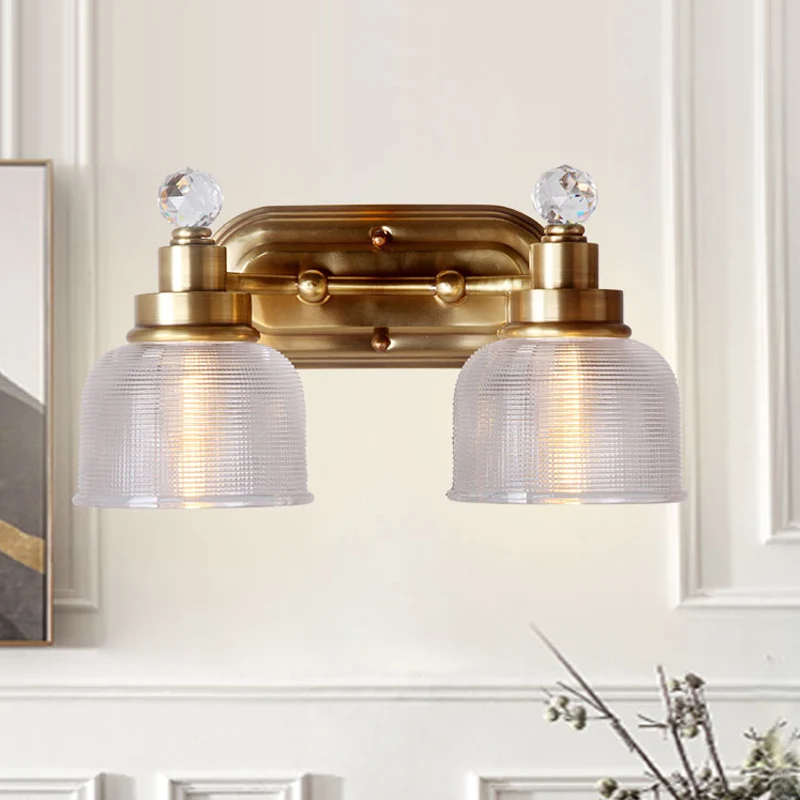2 lampen Helder prismatisch glazen ijdelheidslicht Traditionele gouden koepelvormige slaapkamer metalen wandkandelaar met...