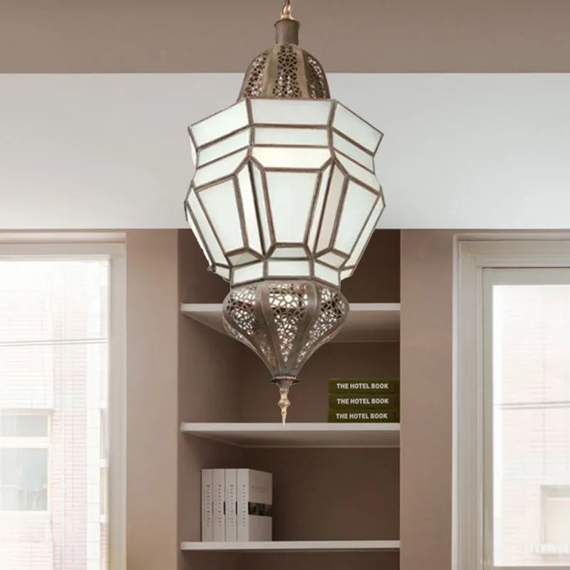 Lantaarngangkroonluchter mediterrane stijl, wit matglas, messing hanglampset met 3 lampen Clearhalo