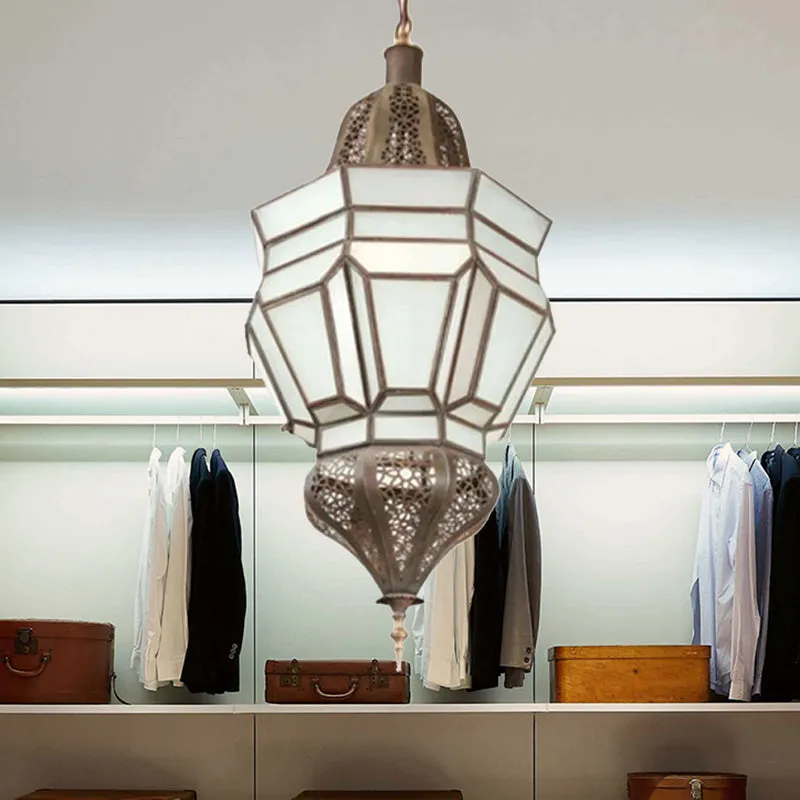 Lantaarngangkroonluchter mediterrane stijl, wit matglas, messing hanglampset met 3 lampen Clearhalo
