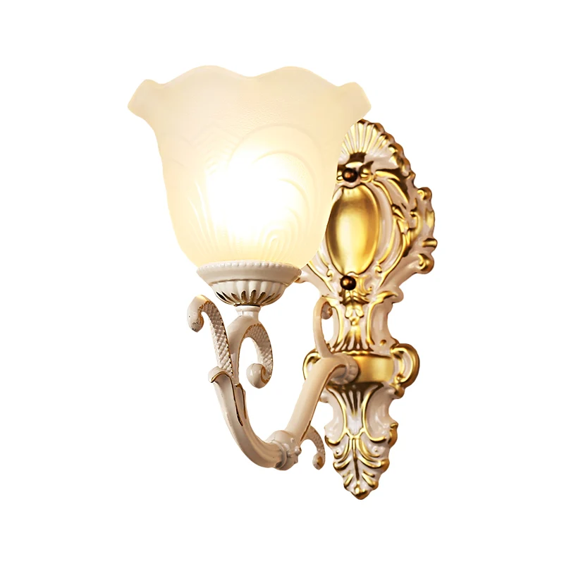1 Light Bloom Sconce Lamp Vintage messing/beige mat geribbeld glas wandgemonteerde verlichting met ronde arm Clearhalo