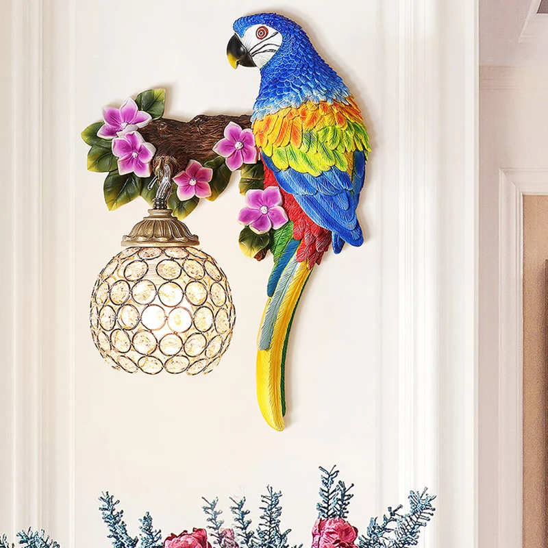 Loft-stijl Parrot Wandkandelaar Hars 1 Kop Wandverlichting met Koepel Kristallen Lampenkap Gouden Afwerking, Rechts/Links...