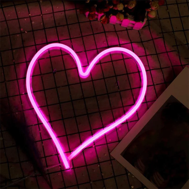 Loving Heart Babykamer-nachtlampje Kunststof USB-aangedreven LED Moderne wandnachtverlichting wit Clearhalo