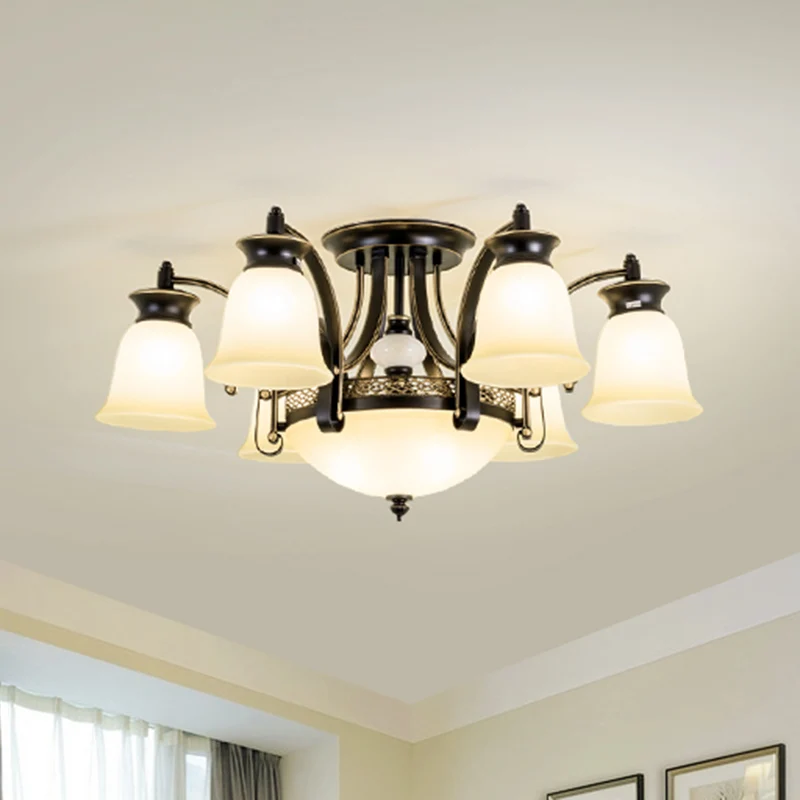 Matglas zwarte semi-inbouw uitlopende schaduw vintage dicht bij plafond kroonluchter Clearhalo