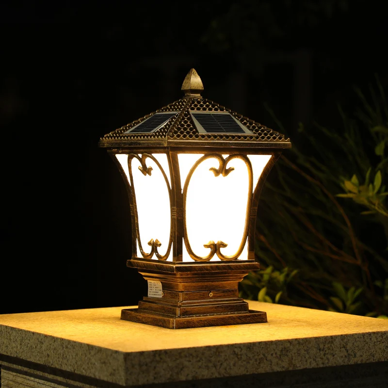 Matglazen LED-zonne-buitenlamp Vintage uitlopende tuinpaalverlichtingsarmatuur Clearhalo