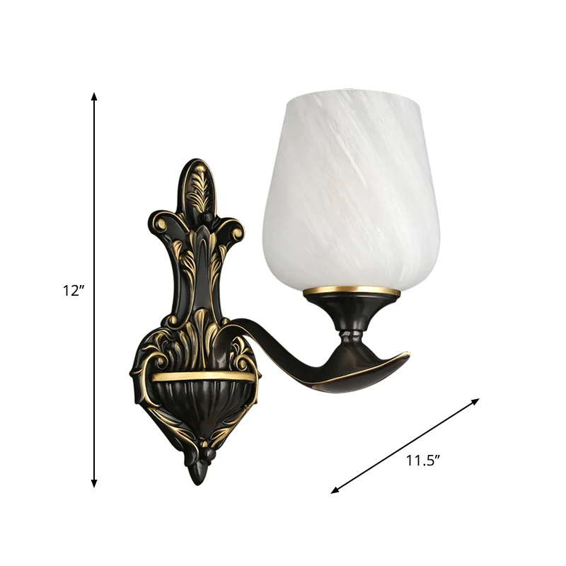 Melkachtige glazen bekerachtige wandlamp Traditionele 1/2-lichts nachtkastverlichtingsarmatuur zwart en goud Clearhalo